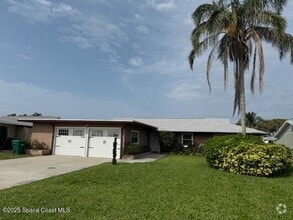 Building Photo - 20 Crystal River Dr