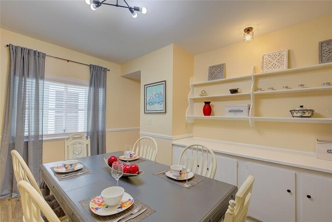 Building Photo - 501 S Magnolia Ave