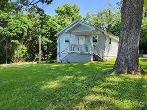 Building Photo - 6815 Martha Ave