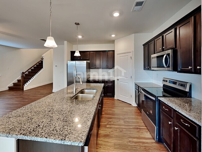 Building Photo - 5145 Staten Lane