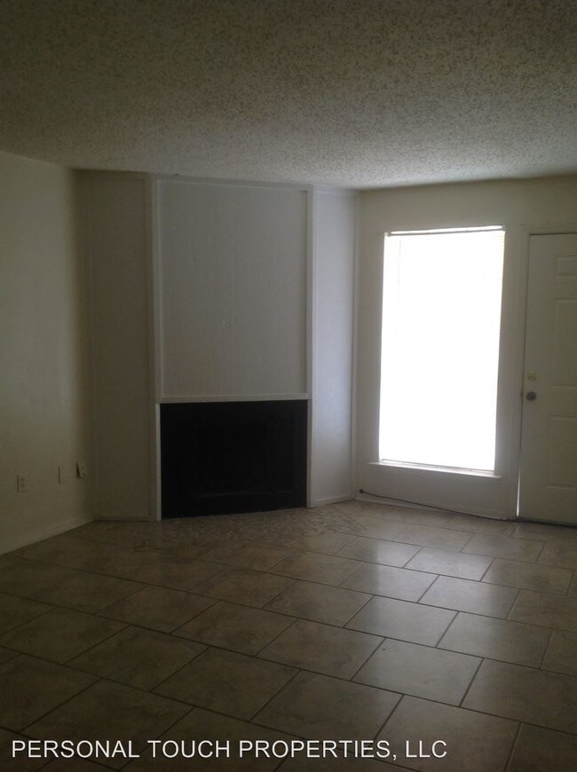 Building Photo - 8438 Bayou Fountain Ave