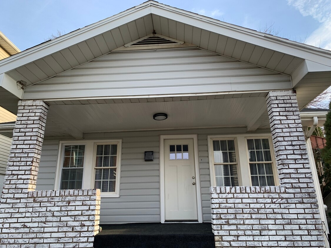 Foto principal - 526 Holmes Ave