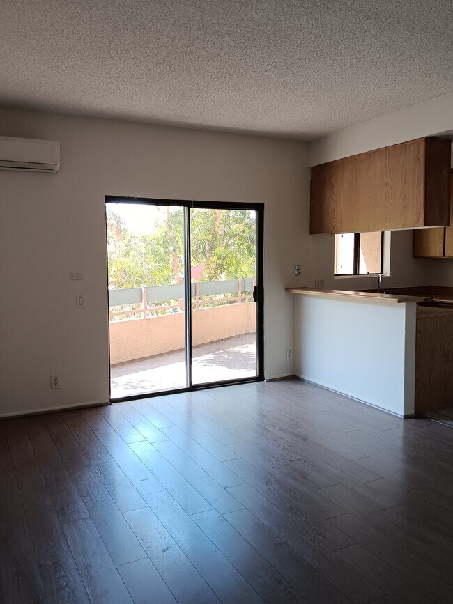 Foto del edificio - 10965 Fruitland Dr
