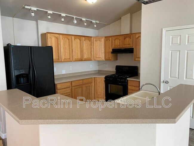Foto del edificio - 6815 Brittany Rock Way