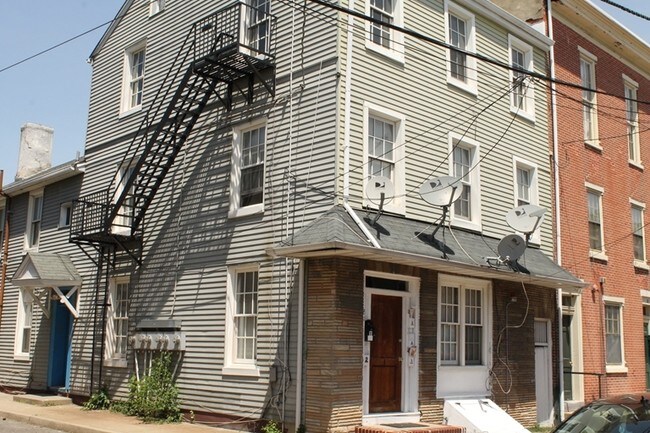 Foto del edificio - 21 E Union St