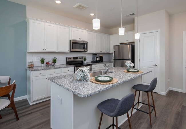 Building Photo - Crest at Arden Village Apartments