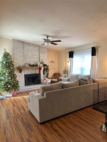Foto del edificio - 3016 Old Orchard Ln