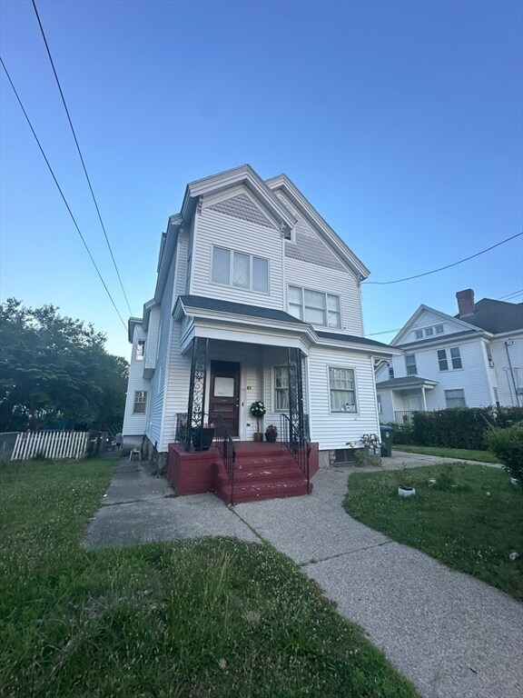 Primary Photo - 87 E Haverhill St