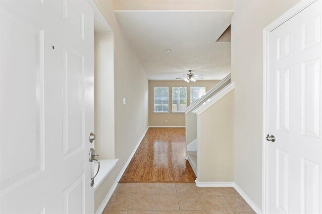 Building Photo - 106 E Stedhill Loop