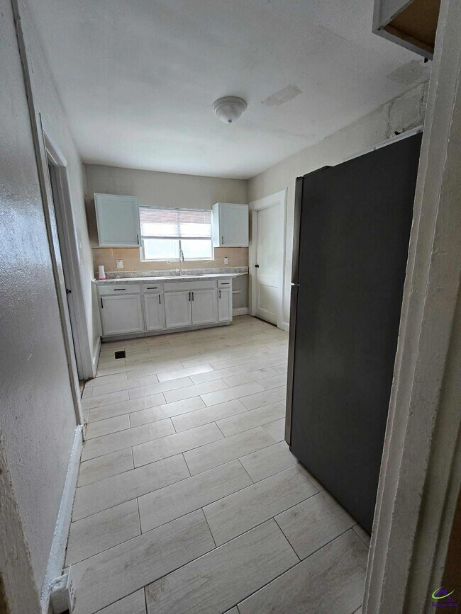 Foto del edificio - 1273 Hillyer Ave