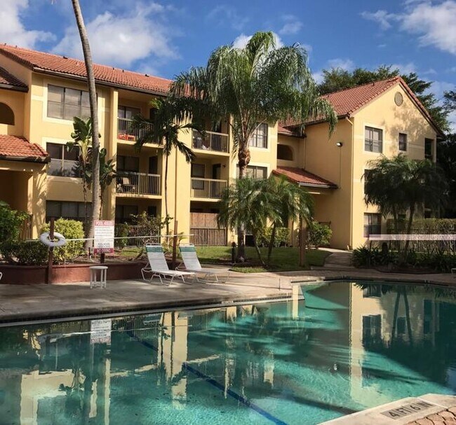 Foto del edificio - 4261 W McNab Rd