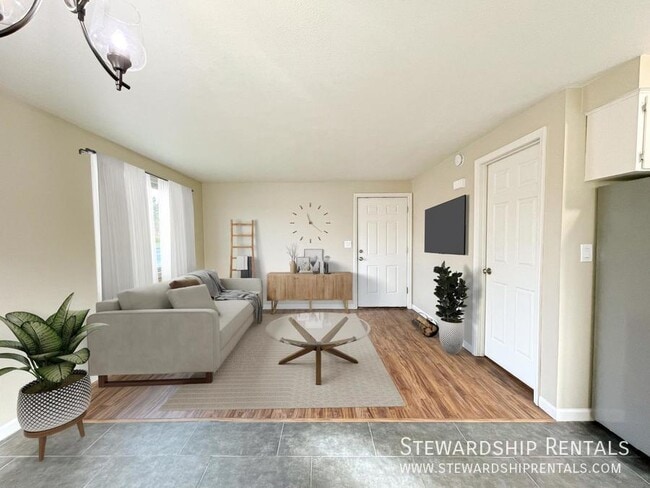 Foto del edificio - 325½ Schooling St.-