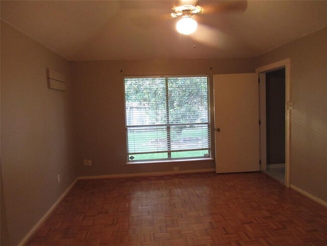 Building Photo - 5418 Imperial Grove Dr