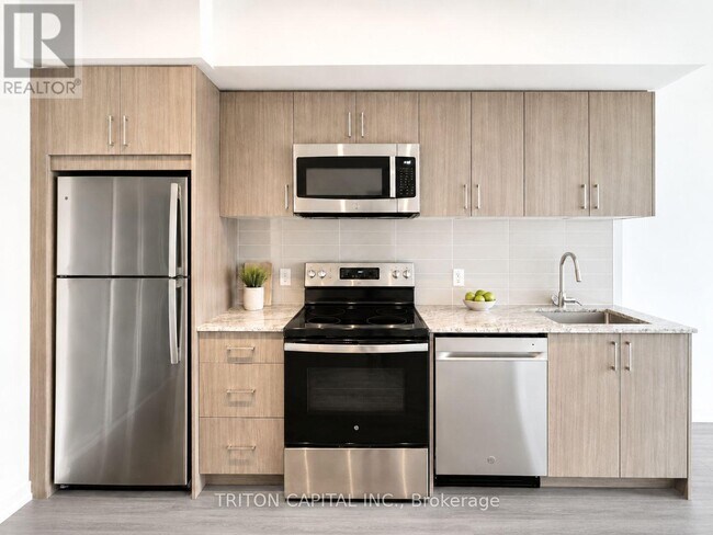 Photo du bâtiment - 4010 Eglinton Ave W
