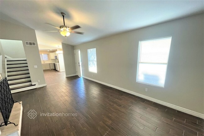 Foto del edificio - 8707 W Amelia Ave