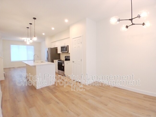 Building Photo - 5094 River’s Edge Wy NW