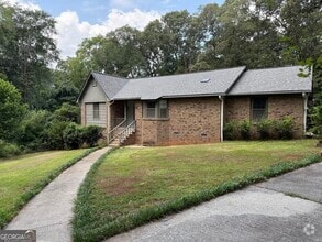 Building Photo - 105 Crestwood Cir