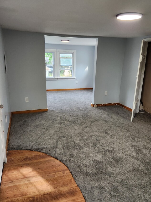 Primary Photo - 339 Keasbey St
