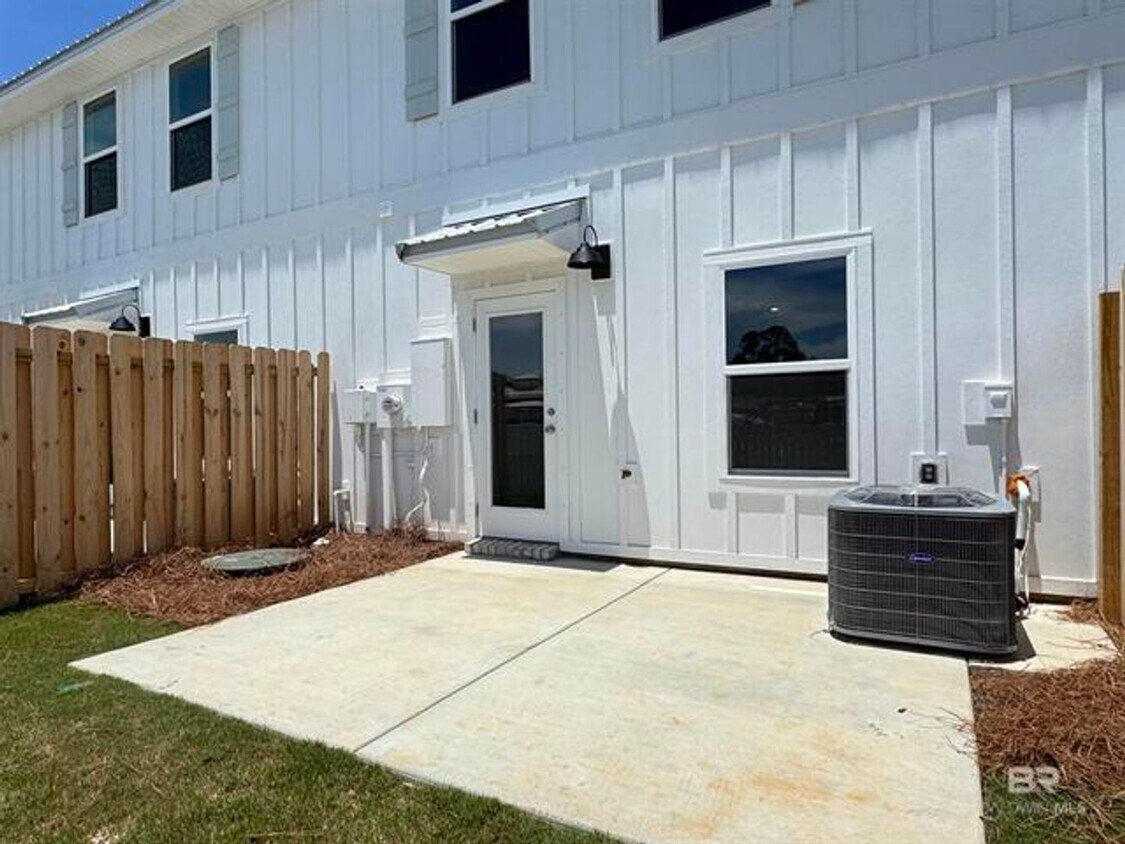 Building Photo - 4246 Lost Bay Dr