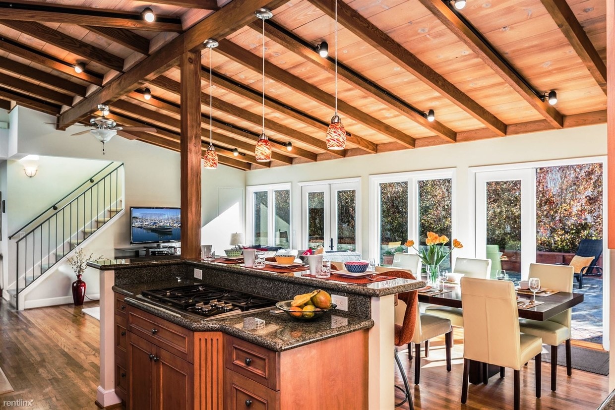 4 br, 2 bath House - 3397 Pacific Whispers Photo