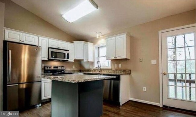 Building Photo - 12903 Verrey Ct