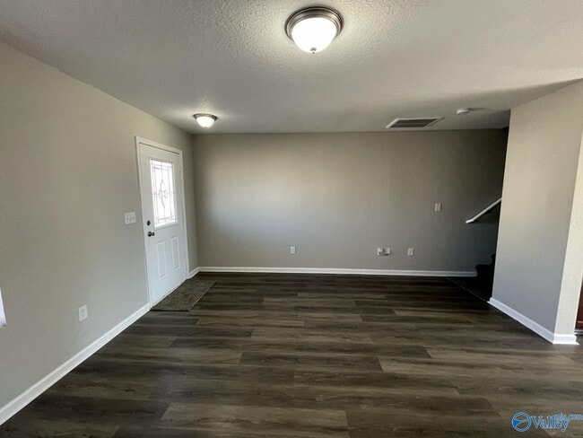 Building Photo - 228 Whitestone Dr NE