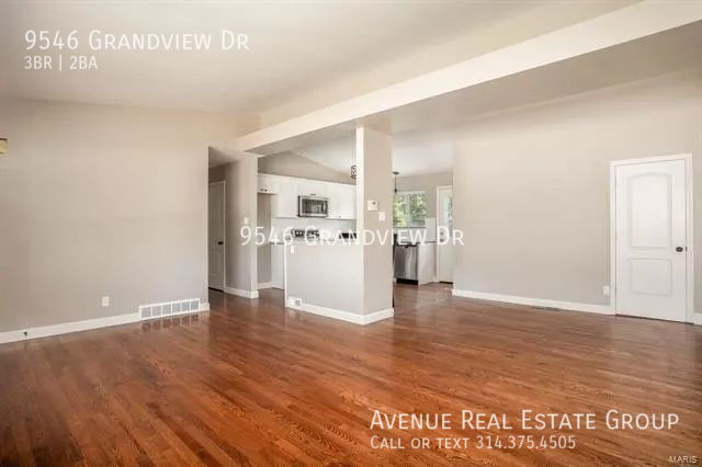 Foto del edificio - 9546 Grandview Dr