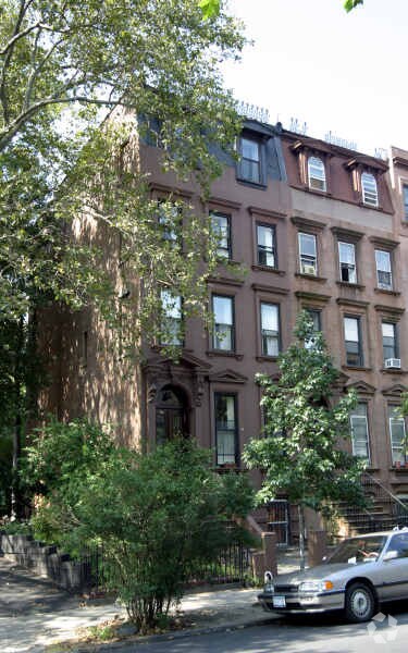 Primary Photo - 314 Washington Ave