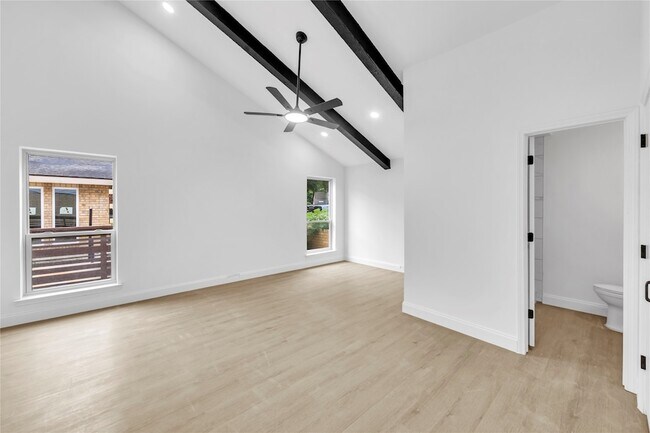 Foto del edificio - 13826 Wooded Creek Ct