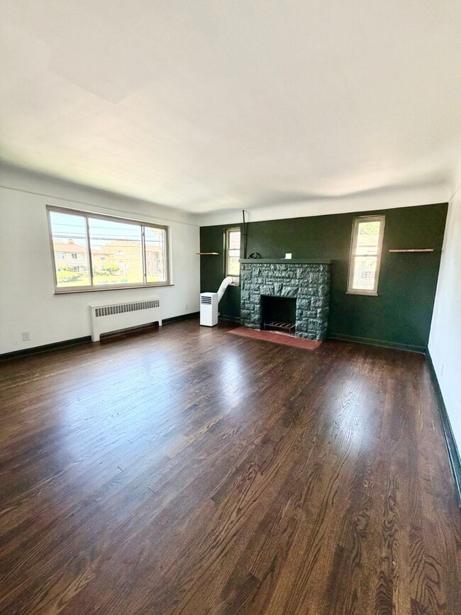Building Photo - 2798 Queen City Ave