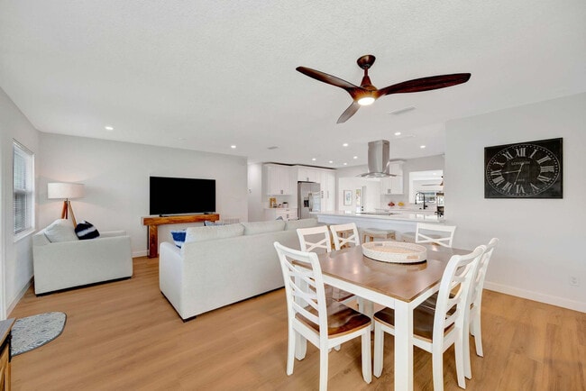 Building Photo - 3396 Minnow Creek Dr