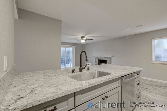 Building Photo - 3 br, 2 bath House - 9962 Burline St, Sacr...