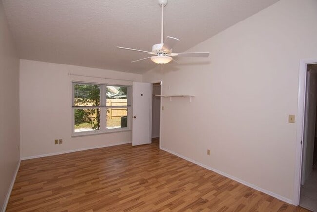 Photo - ADORABLE 2/2 CONDO WITH PRIVATE FENCED YARD — GREAT WINTER PARK LOCATION!