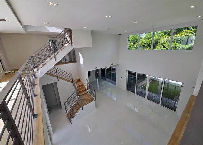 Foto del edificio - 10247 NW 75th Ter