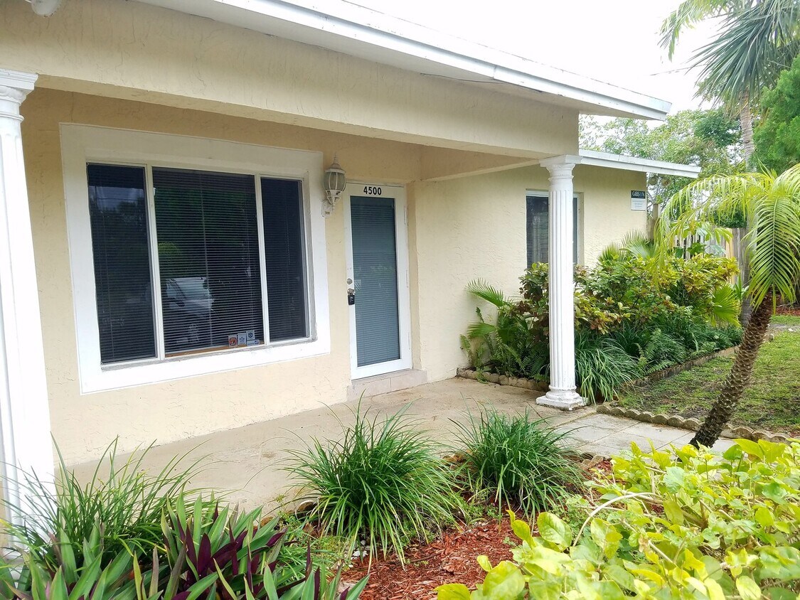 Foto principal - 4500 NE 15th Ave