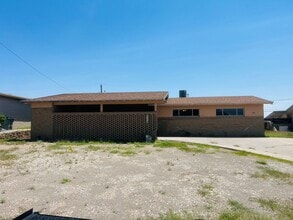 Building Photo - 356 Ridgemont Dr