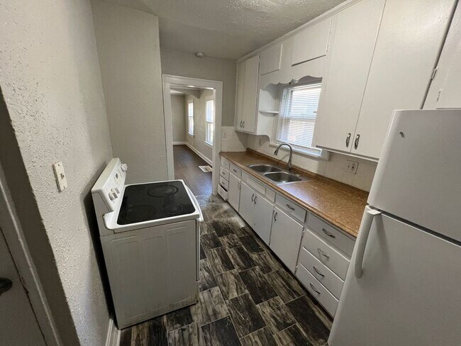 Foto del edificio - 6019 Park Ave