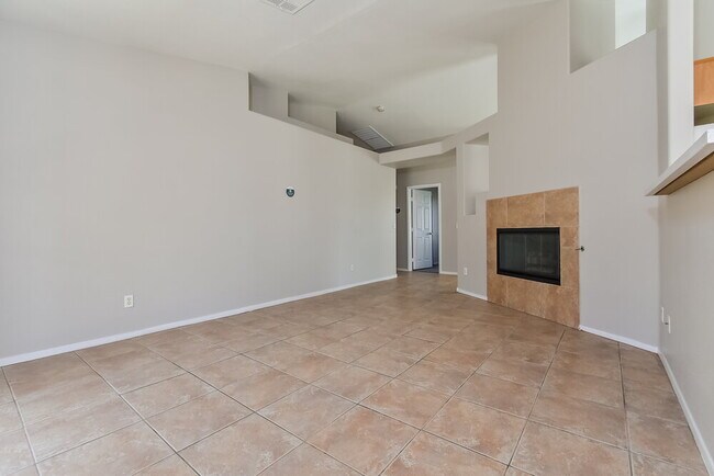 Building Photo - 430 Hidden Brook Ct