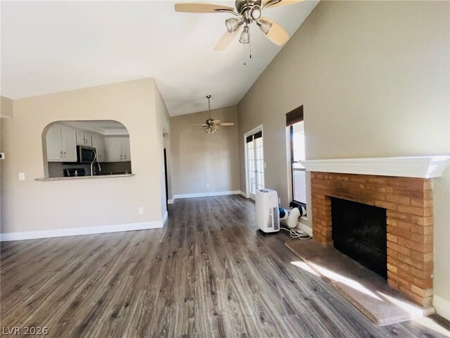 Building Photo - 2812 Bluegill Way