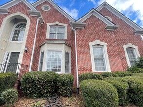 Building Photo - 555 Vinings Springs Dr SE