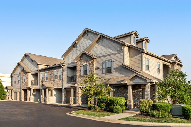 Building Photo - Adara Overland Park