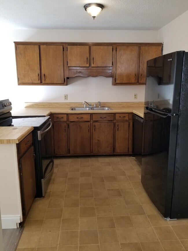 411 Cattleman Dr NE, Dalton, GA 30721 Townhome Rentals in Dalton GA