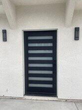 Building Photo - 10863 Nettleton St