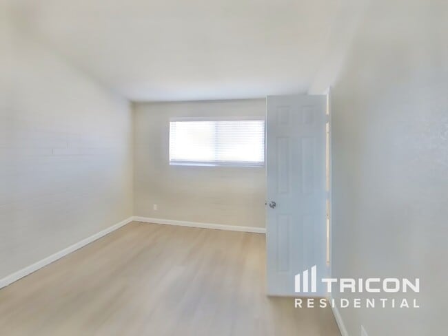 Foto del edificio - 3722 W Diana Ave