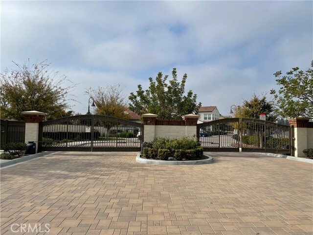 Building Photo - 301 Adalina Ln