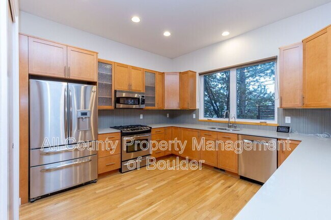 Foto del edificio - 3186 Big Horn St