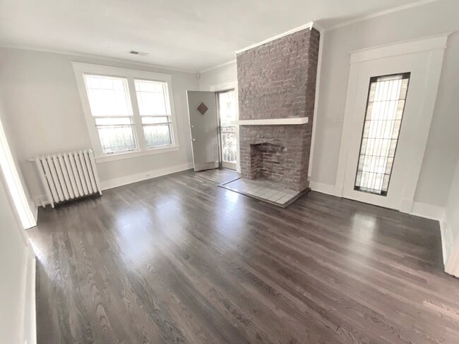 Building Photo - 1263 Agnes Pl