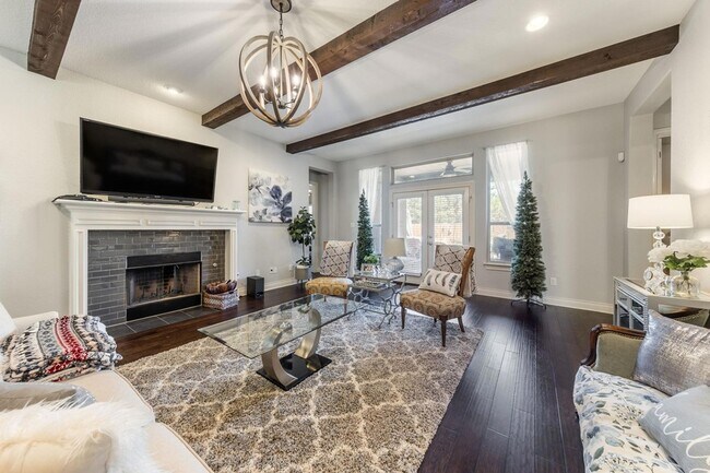 Foto del edificio - 1063 Cedar Glen Dr