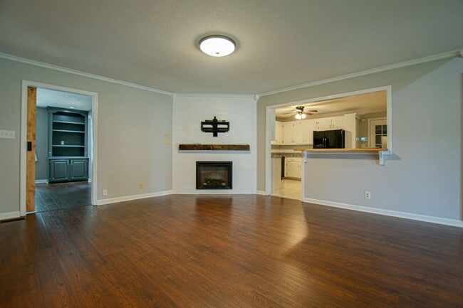 Foto del edificio - Pet Friendly Three Bedroom!