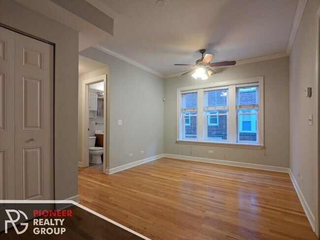 Foto del edificio - 3244 N Clifton Ave
